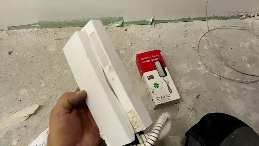 Podłącz domofon 4-przewodowy: Schematy, porady, rozwiązywanie problemów