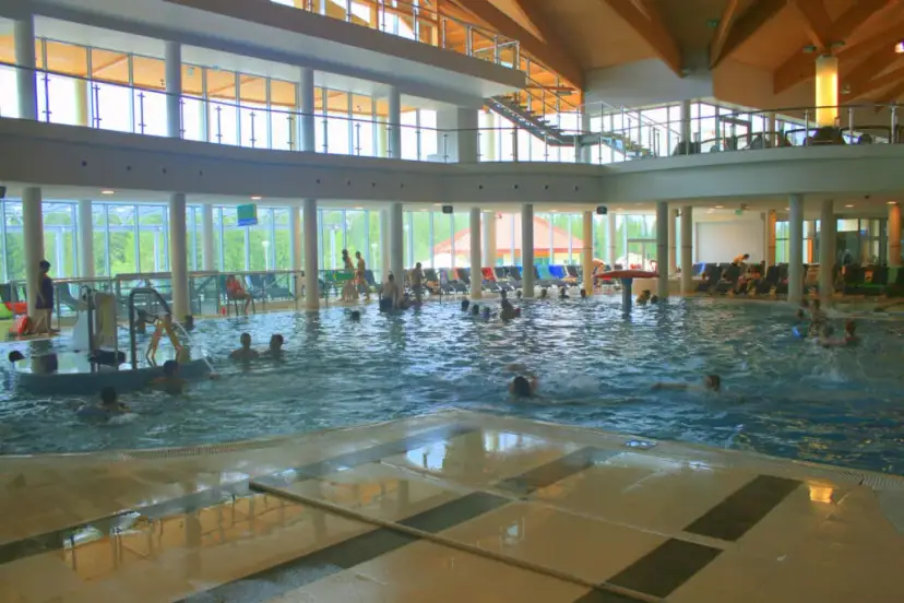 Gdzie lepiej termy Białka czy Bukowina? Porównanie atrakcji i cen