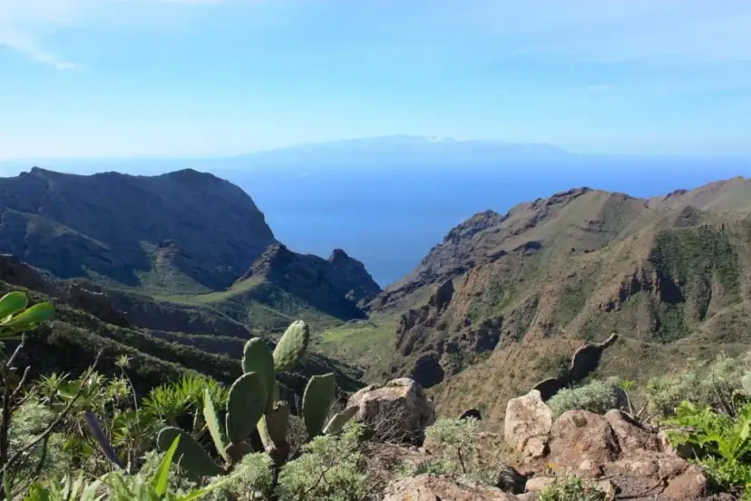 Ile się leci na Wyspy Kanaryjskie? Sprawdź czas lotu z Polski