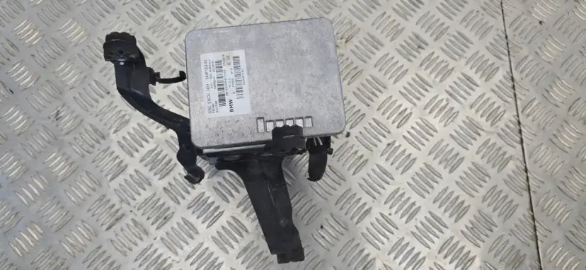 Gdzie jest sterownik silnika Passat B5? Uniknij "akwarium"!