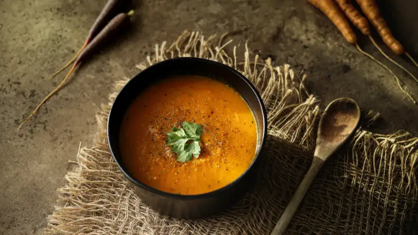 Zupa na obiad: Szybkie, sycące, egzotyczne znajdź swoją!