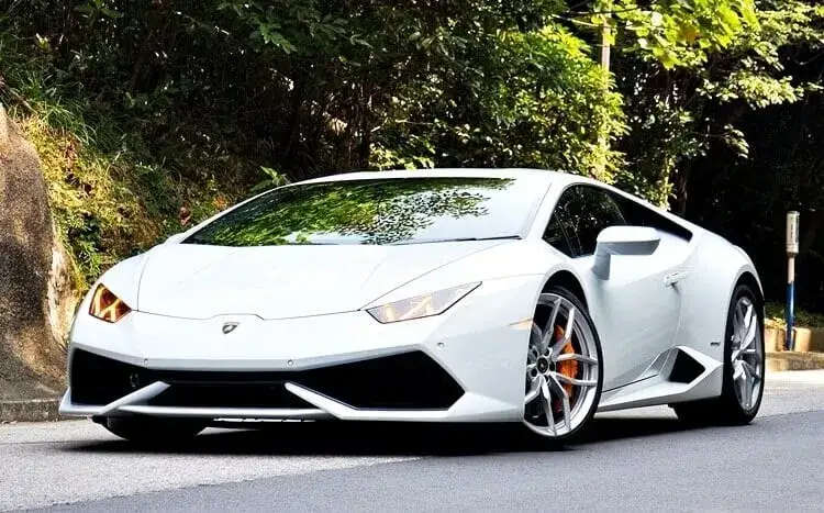 Ile kosztuje prawdziwe Lamborghini? Ceny modeli i ukryte koszty