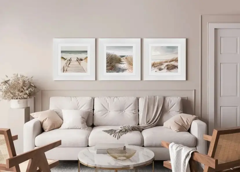 Beżowy kolor ścian z czym łączyć, aby uniknąć nudnych aranżacji