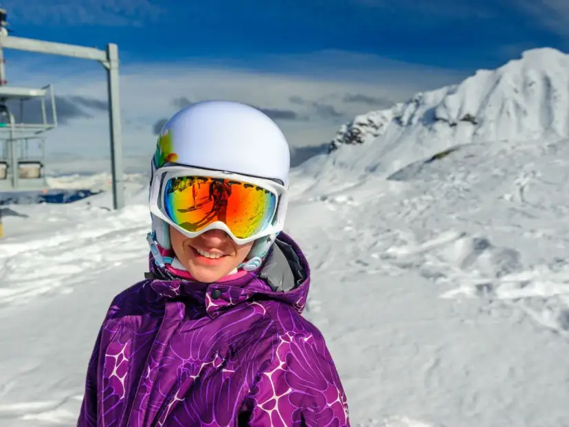 Damskie gogle narciarskie: Jak wybrać idealne? Poradnik ekspertki