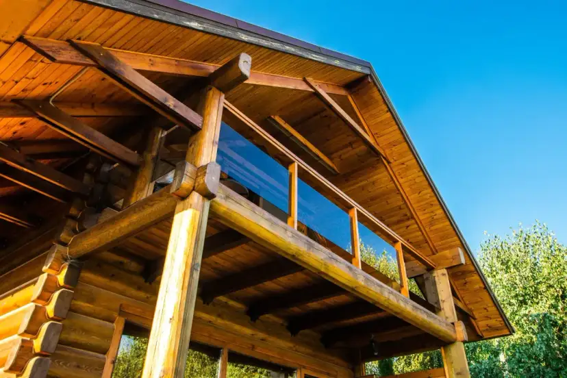 Ocieplenie domu z bali: Jak to zrobić dobrze? Poradnik eksperta.