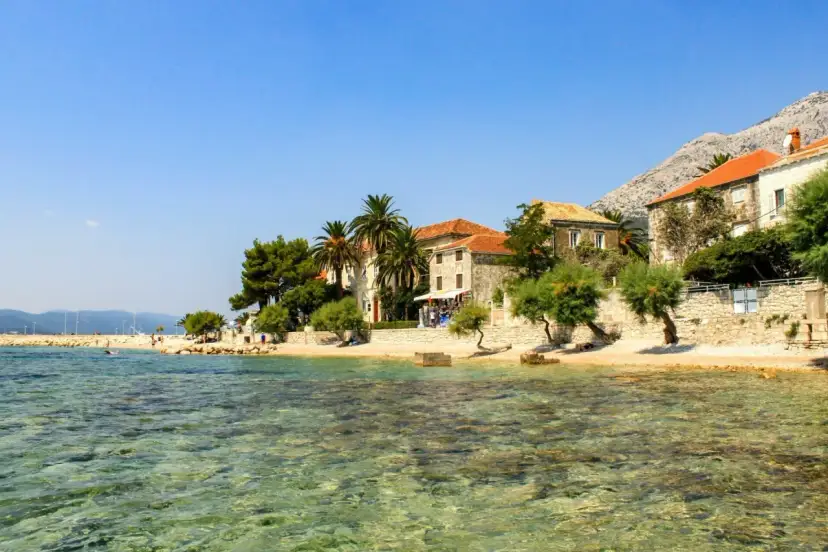 Pelješac: Co warto zobaczyć? Przewodnik po winnicach i plażach