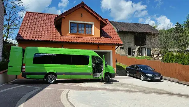 Sigma Bus Częstochowa-Kraków: Przystanek Orzechowskiego? Jak trafić!