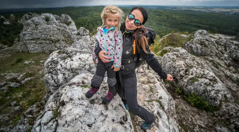 Jak się ubrać w góry, by uniknąć zimna i dyskomfortu podczas wędrówki