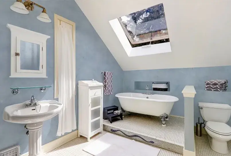 Farba w łazience zamiast płytek: koszt, remont, rodzaje i porady