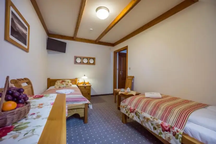 Willa Pod Miedzą Bukowina – komfortowe noclegi blisko atrakcji górskich