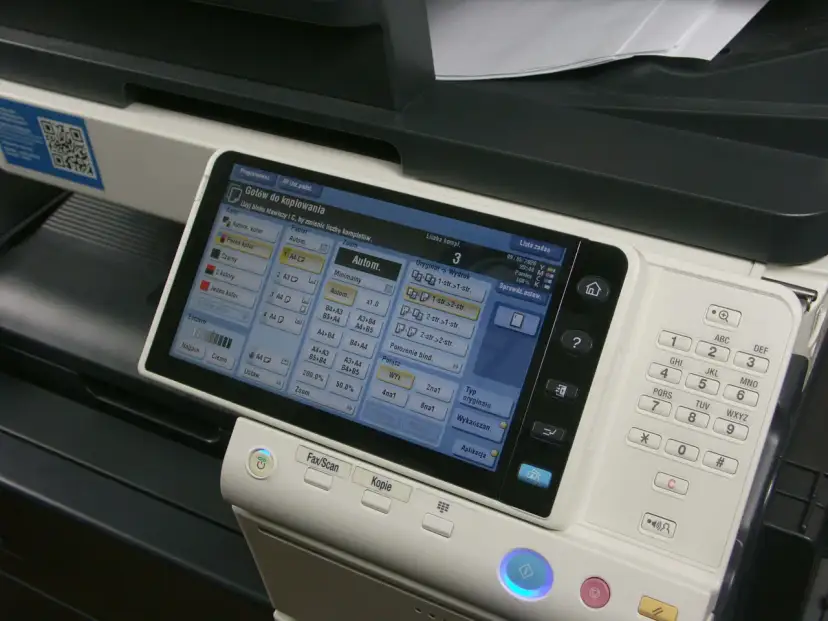 Gdzie drukować? Twój przewodnik: Ksero, online, 3D i samoobsługa