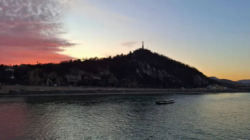 Góra Gellérta: Z jakich skał jest zbudowana? Odkryj jej sekrety!