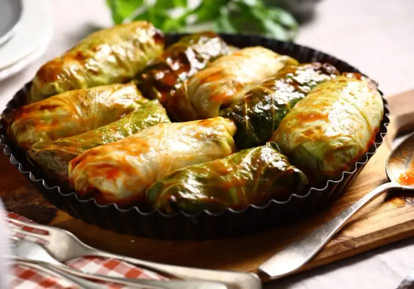 Idealna temperatura pieczenia gołąbków z piekarnika, aby nie były suche