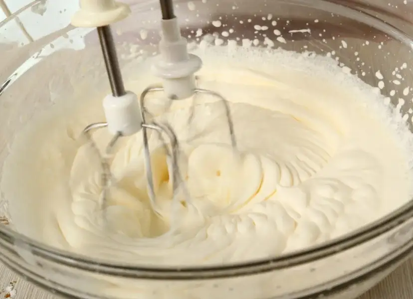 Krem do tortu bez porażek? Poznaj sekrety cukierników!