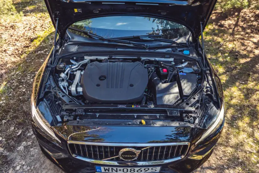 Volvo V60: Jaki silnik wybrać? Poradnik eksperta (benzyna, diesel, PHEV)