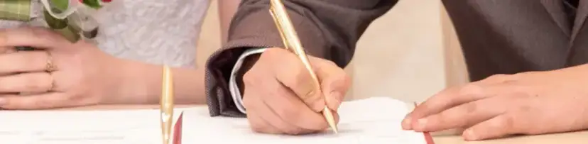 Co przynieść do pracy po ślubie? Kluczowe dokumenty i kroki do podjęcia