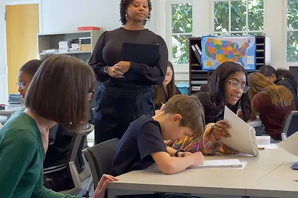 Jak zmodyfikować program nauczania, aby lepiej odpowiadał uczniom?