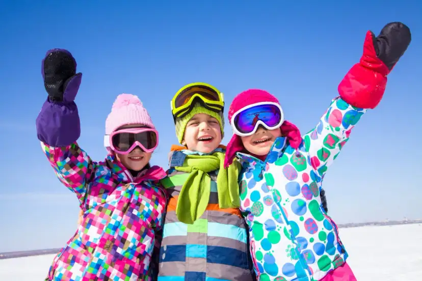 Jak ubrać dziecko na narty, aby uniknąć zimna i dyskomfortu?