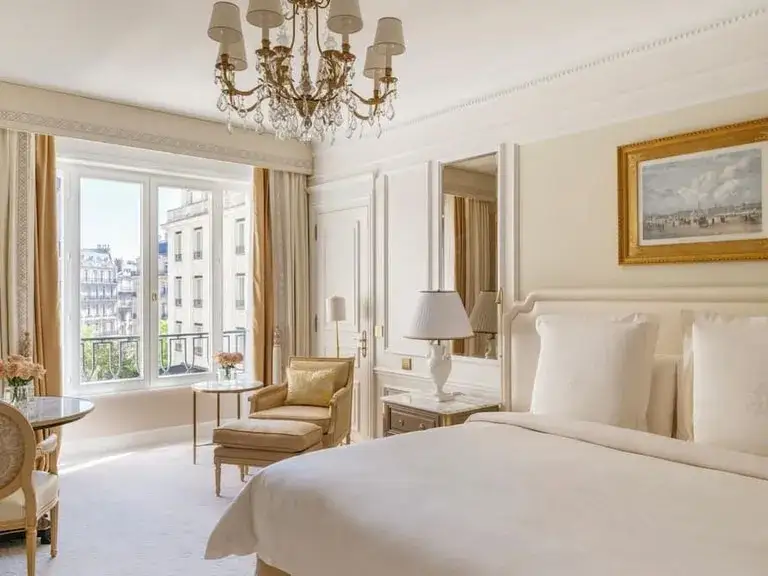 Tanie noclegi w Paryżu – najlepsze opcje, które warto poznać