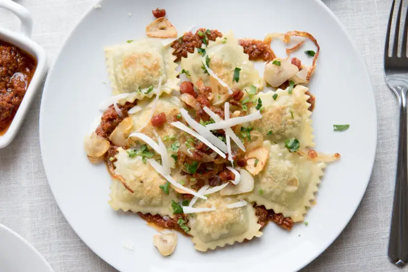 Ravioli czy tortellini? Od dziś rozpoznasz je bezbłędnie!