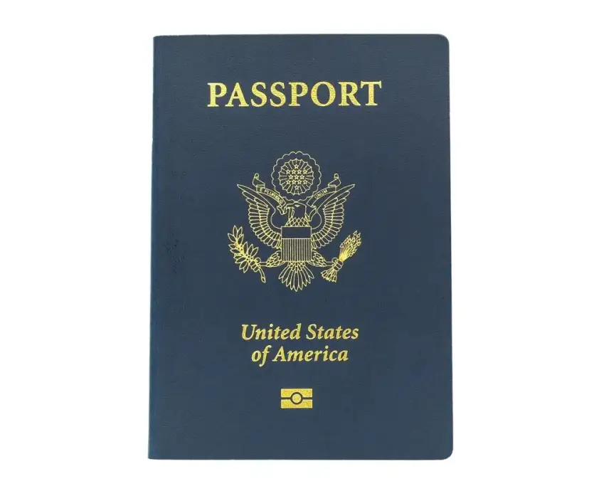 Jak wygląda paszport amerykański? Poznaj jego cechy i detale