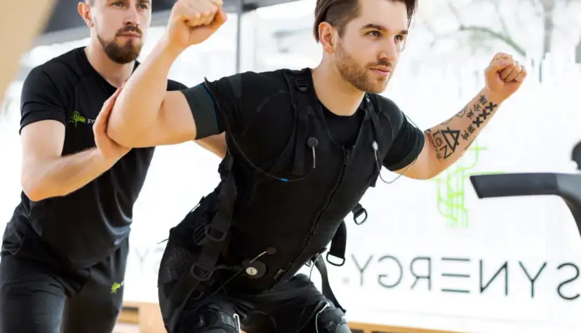 Ile kosztuje trening EMS? Pełny przewodnik po cenach i zniżkach