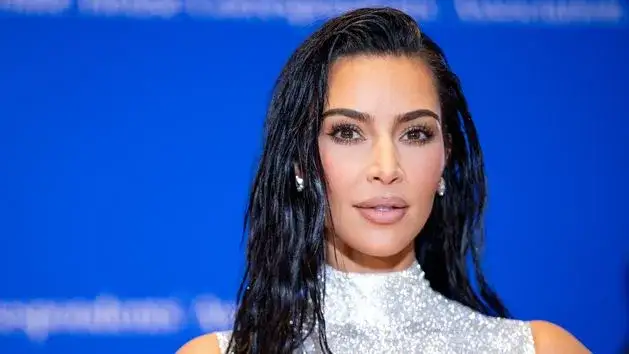 Najlepsze biznesy w grze Kim K Hollywood: Jak zarabiać i inwestować