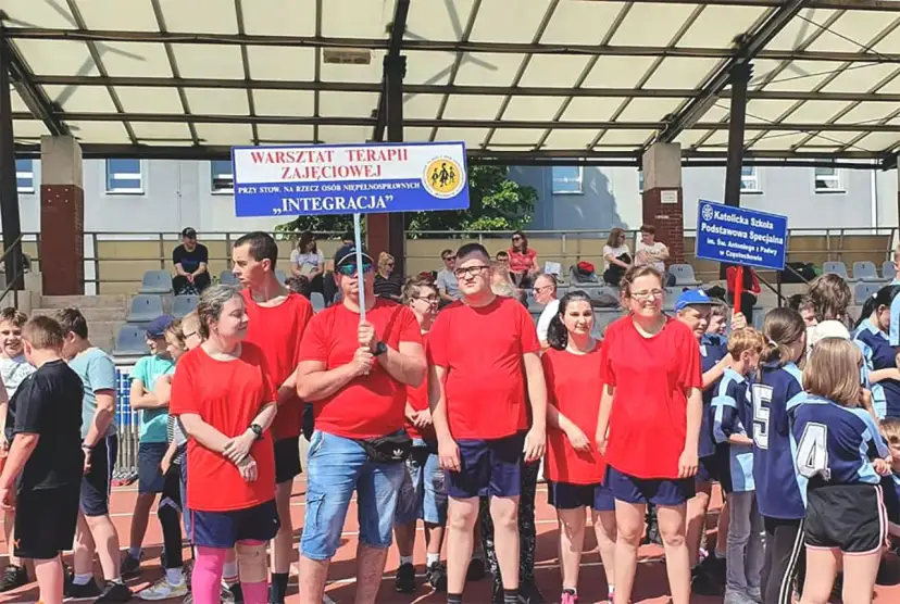 Warsztaty dla niewidomych w Polsce - odkryj możliwości wsparcia i integracji