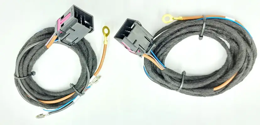 Wilipidemia do podgrzewane fotele Passat B5. Dwa wiązki z wtyczkami i końcówkami do podłączenia.