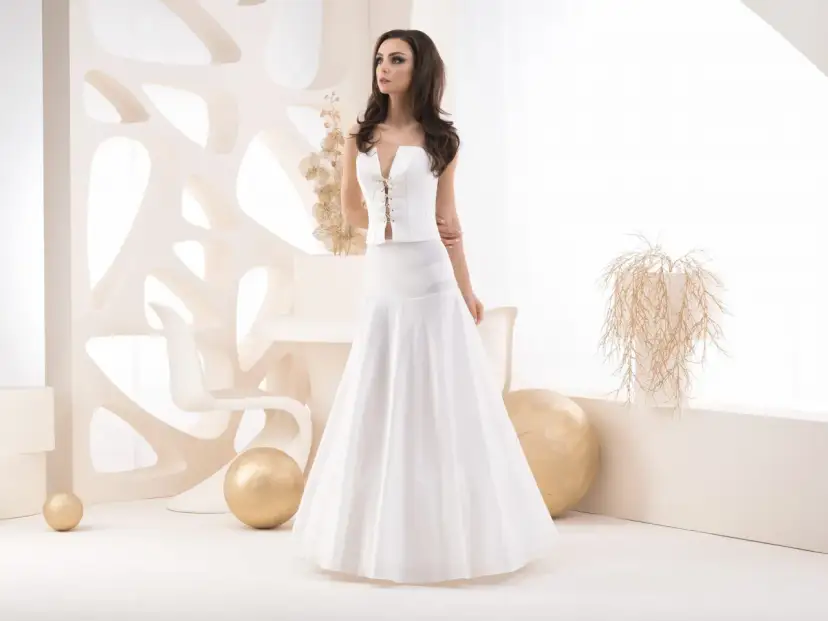 Jaką halkę do sukni ślubnej typu A wybrać, aby wyglądać perfekcyjnie?