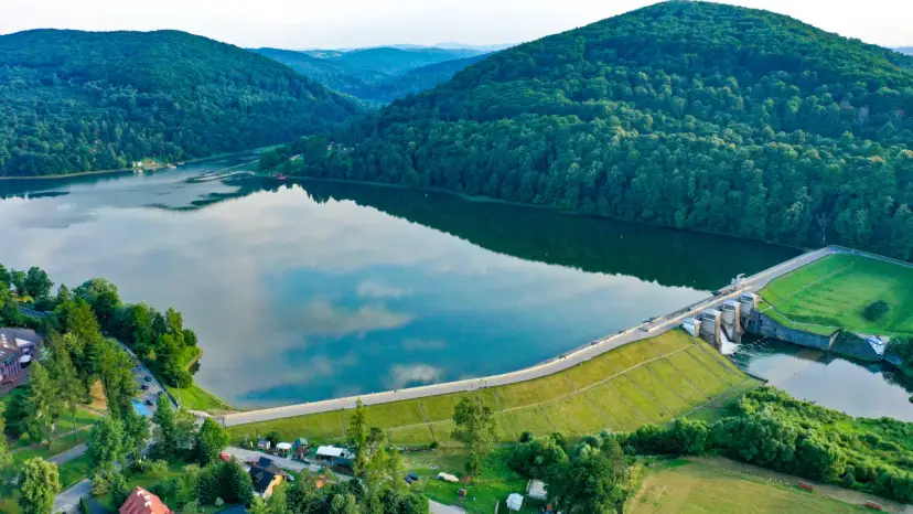 Najciekawsze atrakcje w Uhercach Mineralnych, które musisz zobaczyć