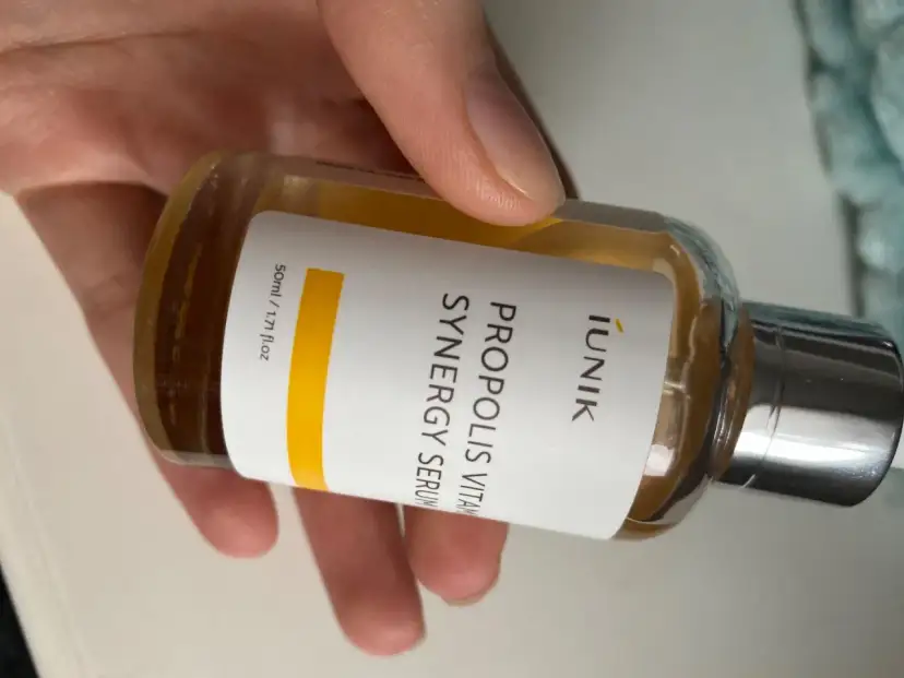 iUNIK serum: Które rewitalizujące serum wybrać dla Twojej cery?