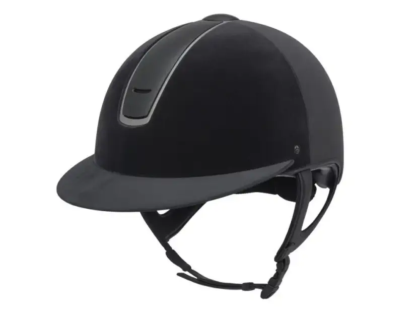 Czapka na kask jeździecki: Jak wybrać komfort i styl w każdą pogodę?