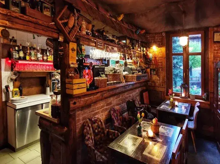 Gdzie zjeść w Szklarskiej Porębie? Najlepsze restauracje, które musisz znać