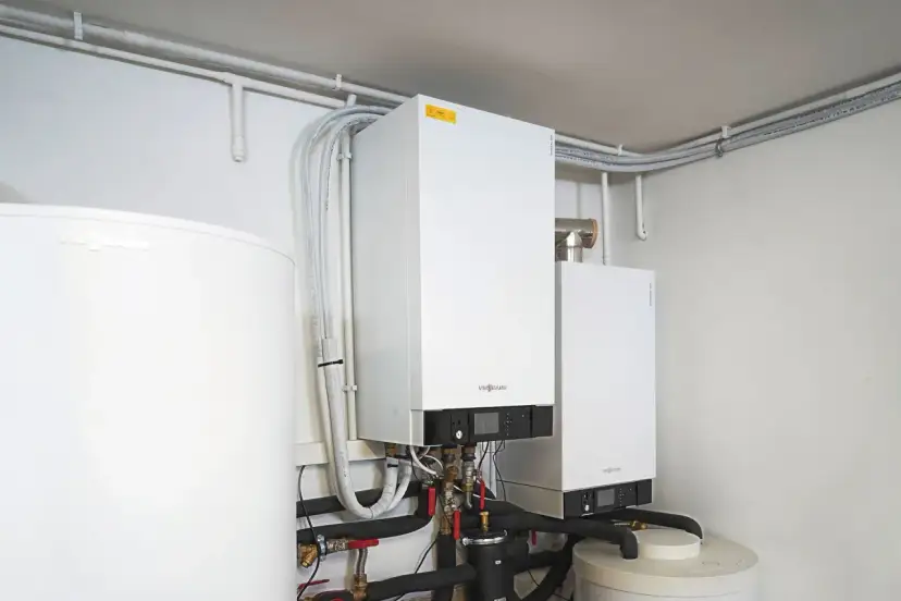 Hybryda gaz-węgiel: Jak bezpiecznie połączyć kotły? Poradnik