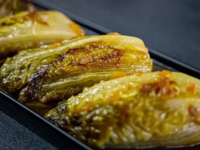 Comment réussir des cœurs de sucrine grillés savoureux et croquants