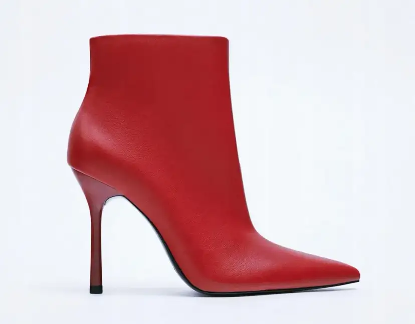 Czy buty w szpic są modne? Odkryj najnowsze trendy w obuwiu