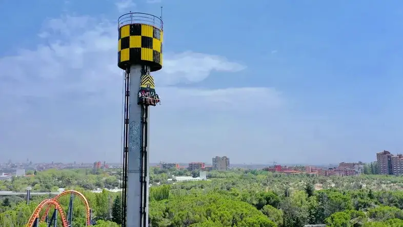 Fotos de parque de atracciones de Madrid que no querrás perderte