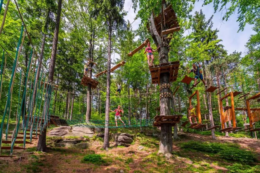 Świeradów-Zdrój atrakcje: Planuj pobyt! Kompletny przewodnik