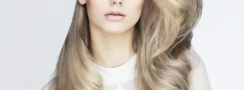 Fryzury dla wdowiego szpica, które podkreślą Twój styl i urodę