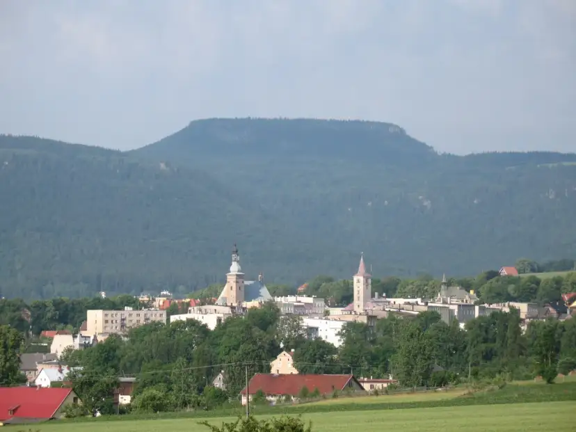 Góry Stołowe nocleg: Gdzie spać? Karłów, Kudowa, Radków wybierz idealnie!