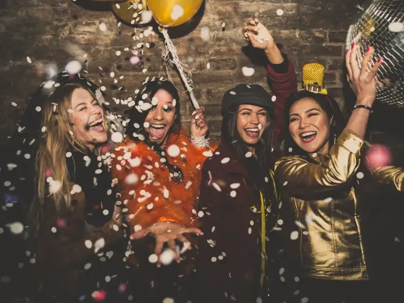 Jak zacząć zaproszenie? Oto najlepsze zwroty i pomysły na wstęp