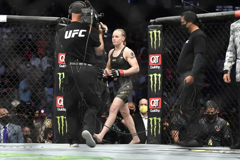 Waga piórkowa kobiet ile kg – poznaj kluczowe informacje o UFC