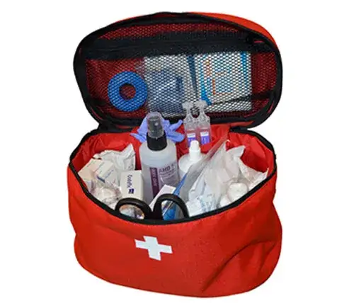 Gdzie powinna znajdować się apteczka pierwszej pomocy, aby być bezpiecznym?