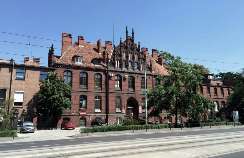 Uniwersytet Medyczny Wrocław: Jak dostać się na wymarzone studia?