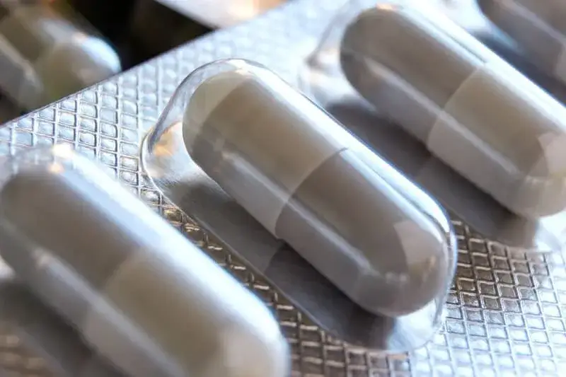 Jakie leki na nadkwasotę żołądka mogą przynieść ulgę w bólu?