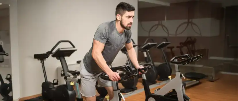 Bieganie vs Rower: Co skuteczniej odchudza i chroni stawy?