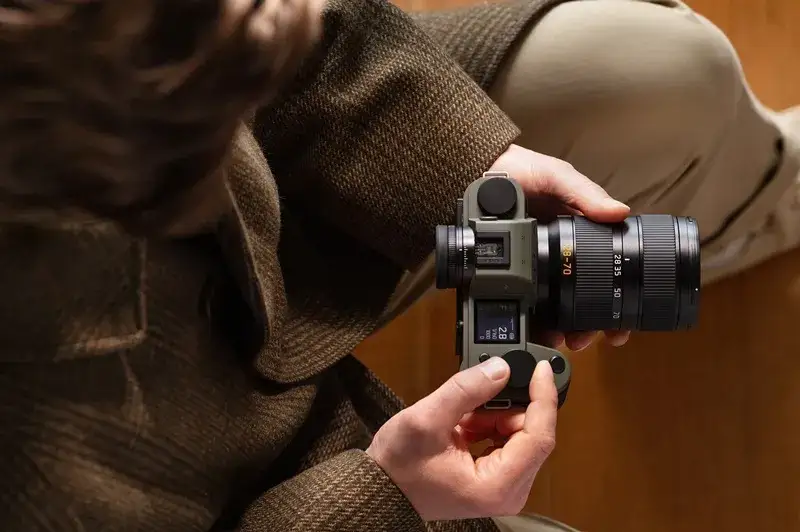 Szybkość i cicha migawka – jak Leica SL3 Reporter łączy precyzję z niewidzialnością w kluczowych momentach?