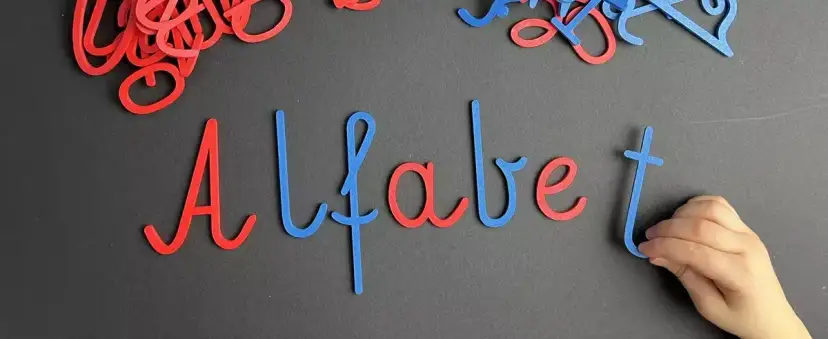 Alfabet sensoryczny: skuteczne narzędzie do nauki liter dla dzieci