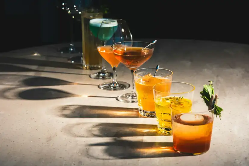 Półka na napoje: Sekrety porządku i stylu w Twoim domu